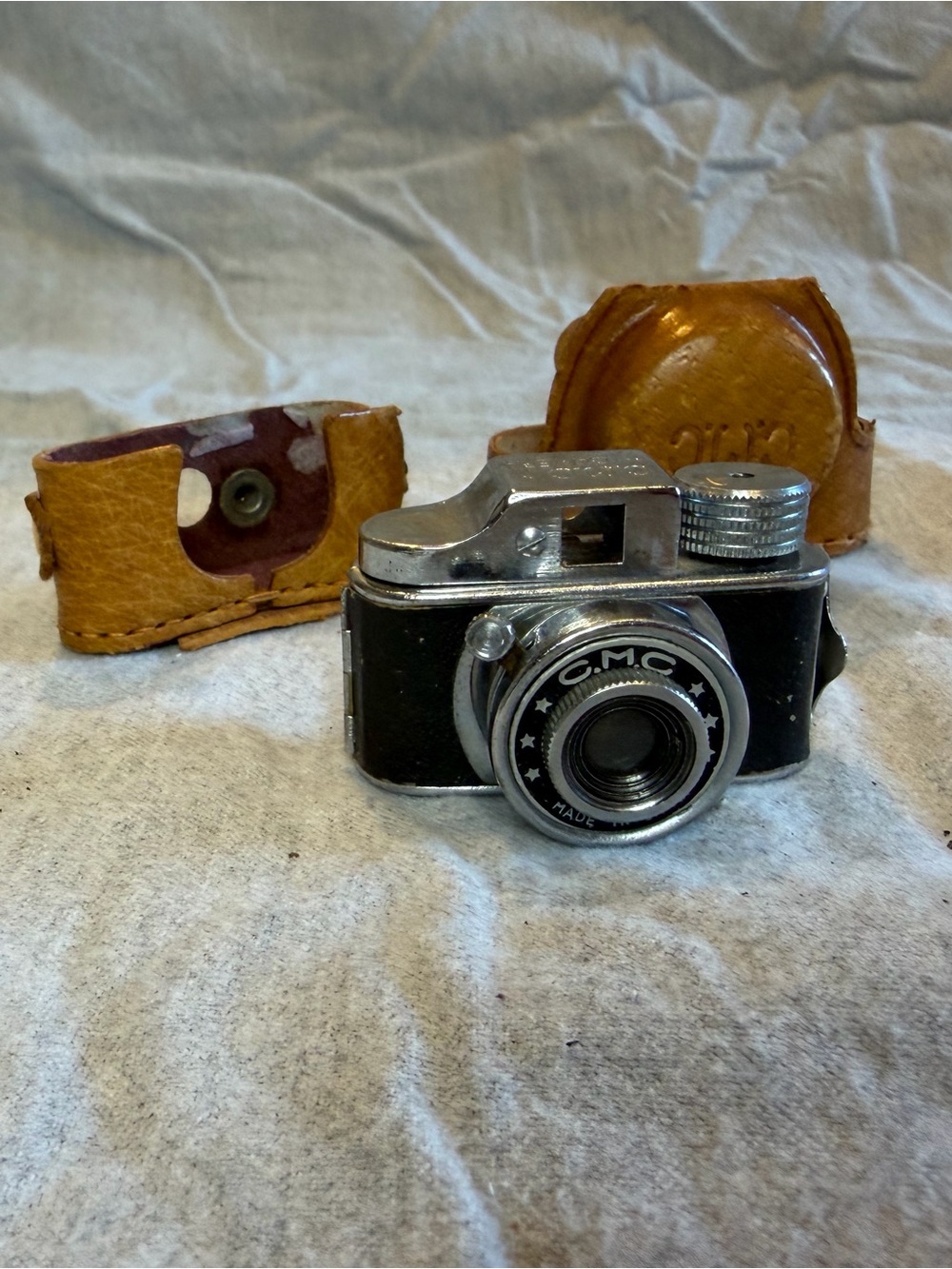 CMC "Hit-style" subminiature miniature spy camera. Made in Japan